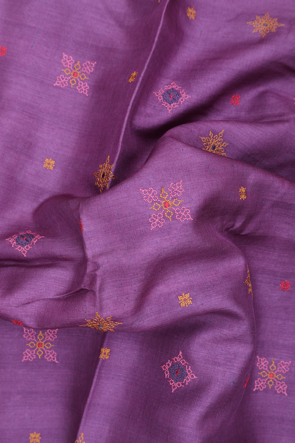 Tussar Silk Saree In Light Purple With Threadwork Buttas