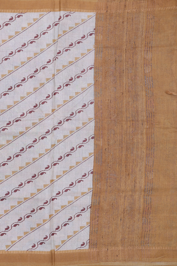 Tussar Silk Saree In Cream Color With Diagonal Design