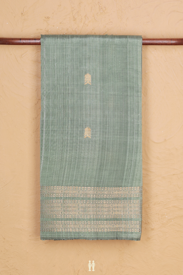 Jute Saree In Sage Green With Fish Buttas