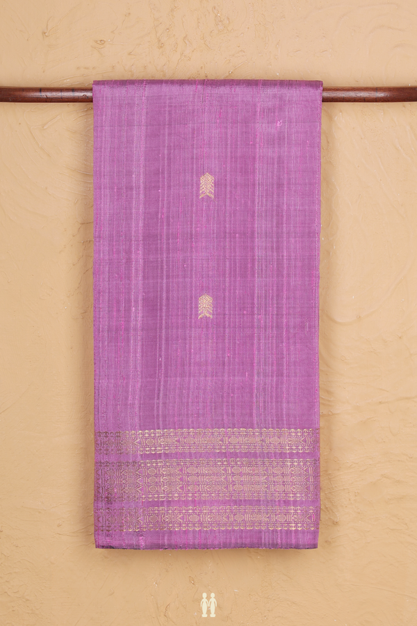 Jute Saree In Dusty Lavender With Fish Buttas