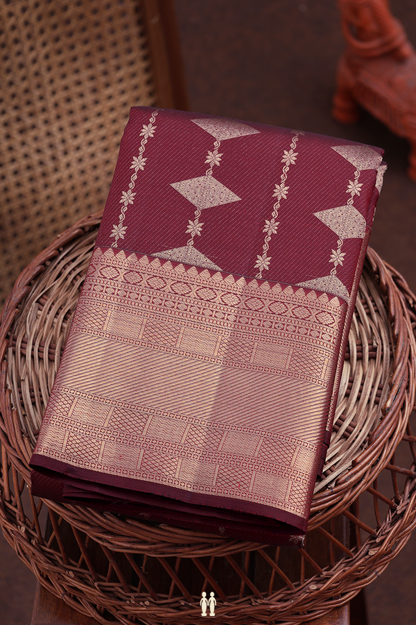 Kanchipuram Silk Saree In Brown With Zari Design