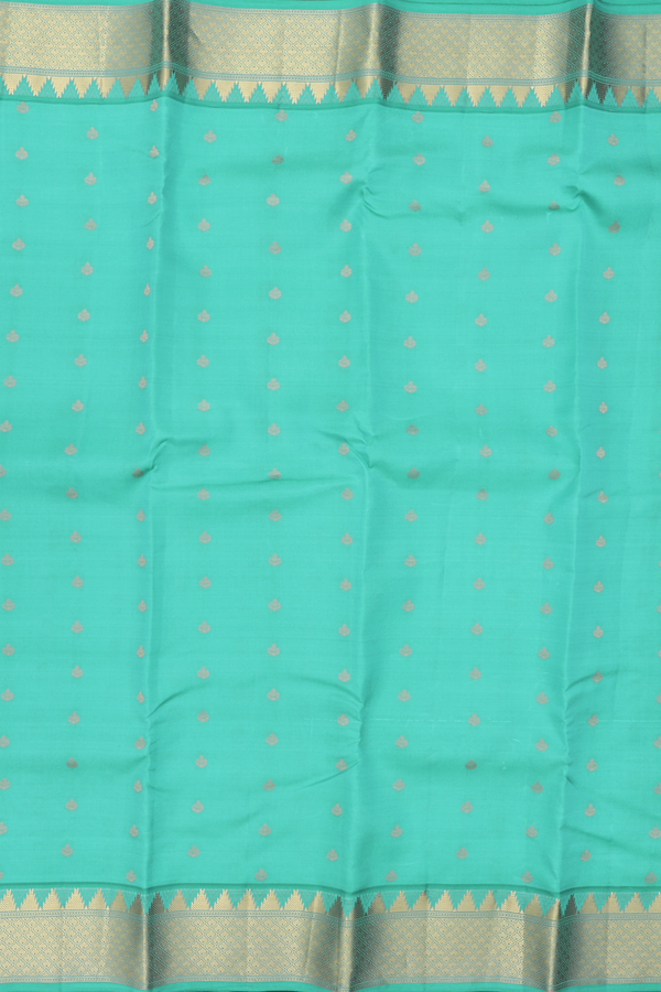 Kanchipuram Silk Saree In Green With Zari Buttas