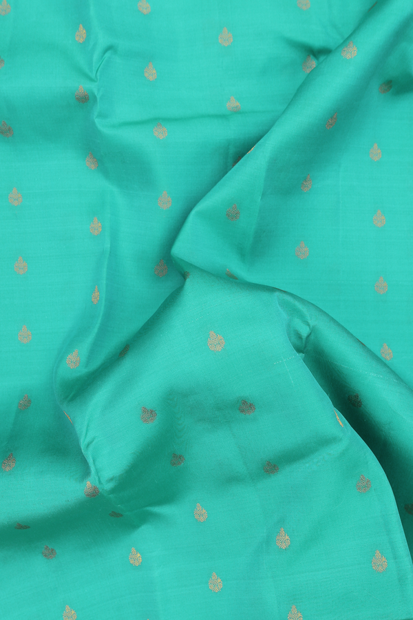Kanchipuram Silk Saree In Green With Zari Buttas
