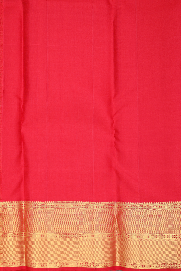 Kanchipuram Silk Saree In Scarlet Red With Brocade Design