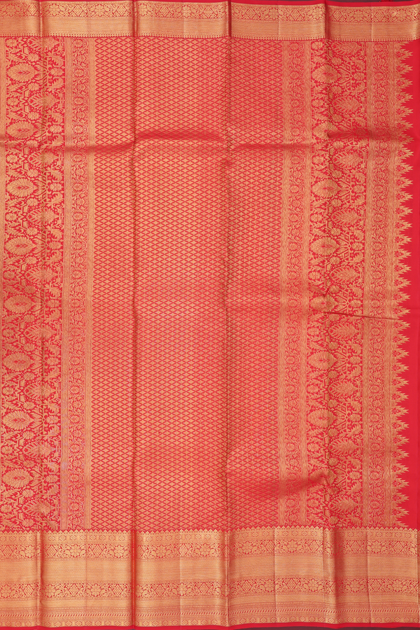 Kanchipuram Silk Saree In Scarlet Red With Brocade Design