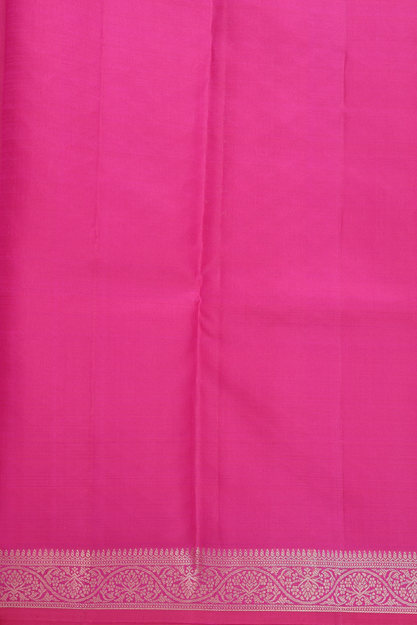 Kanchipuram Silk Saree In Rani Pink With Tree Buttas