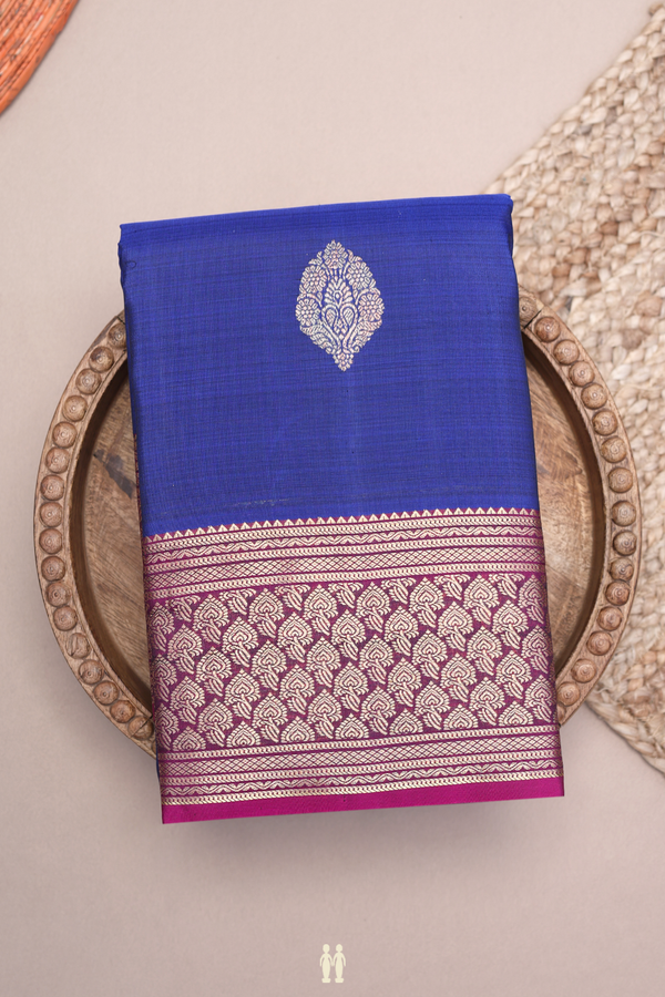 Kanchipuram Silk Saree In Navy Blue With Floral Buttas