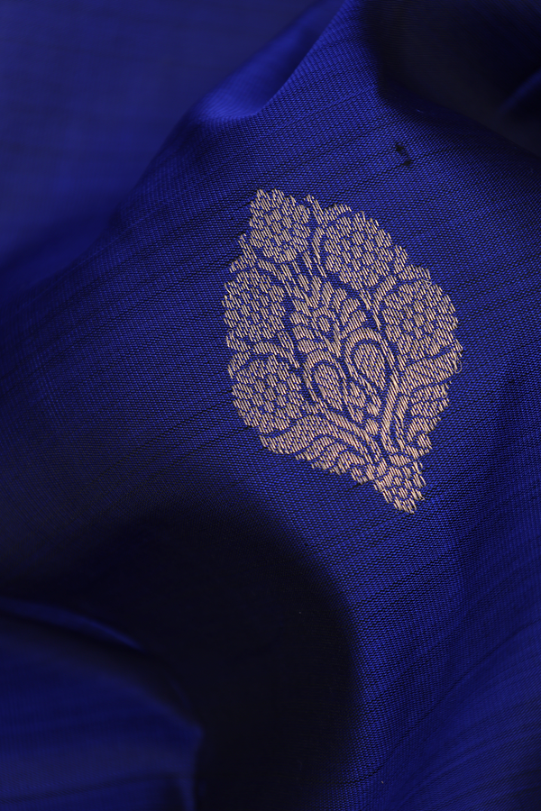 Kanchipuram Silk Saree In Navy Blue With Floral Buttas