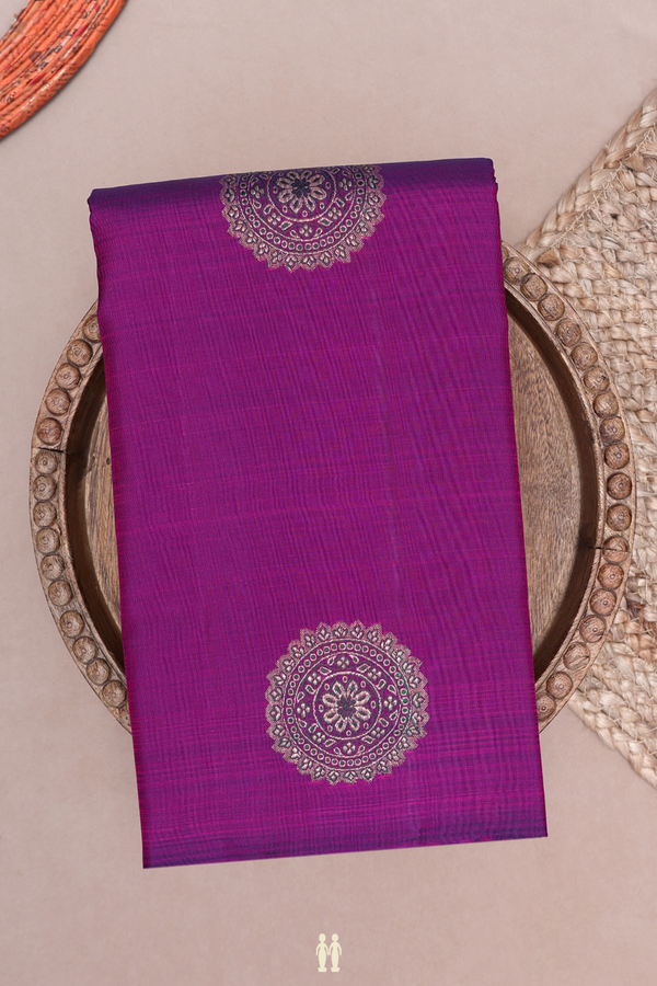 Kanchipuram Silk Saree In Purple Rose With Chakram Buttas