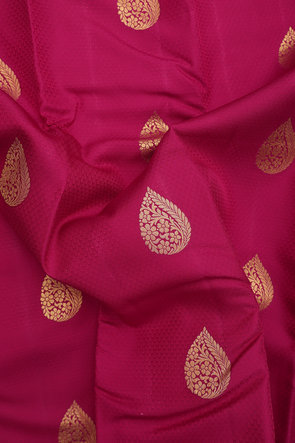 Kanchipuram Silk Saree In Hibiscus Red With Jacquard Pattern