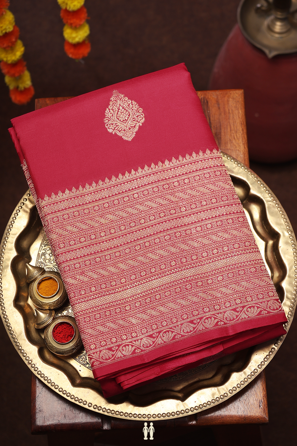Kanchipuram Silk Saree In Crimson Red With Zari Motifs