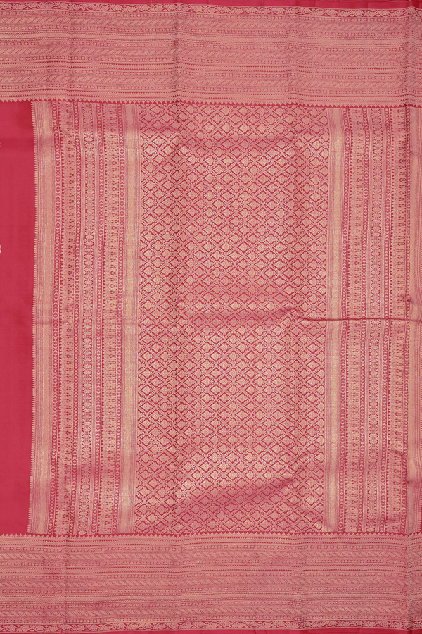 Kanchipuram Silk Saree In Crimson Red With Zari Motifs