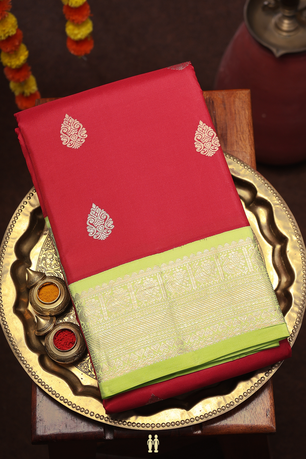 Kanchipuram Silk Saree In Ruby Red With Zari Motifs