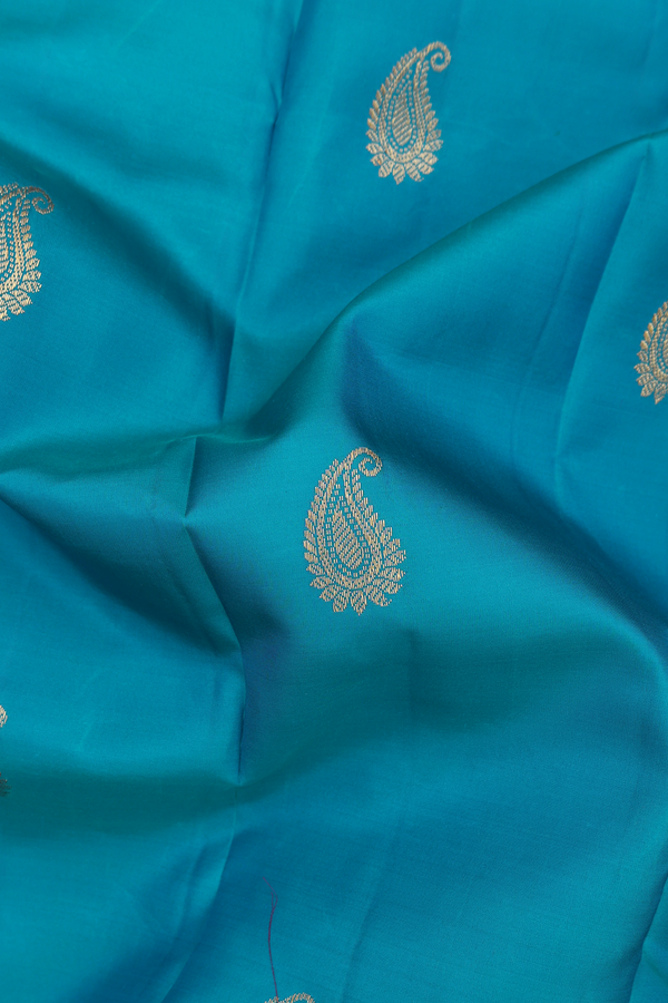 Kanchipuram Silk Saree In Cerulean Blue With Paisley Buttas