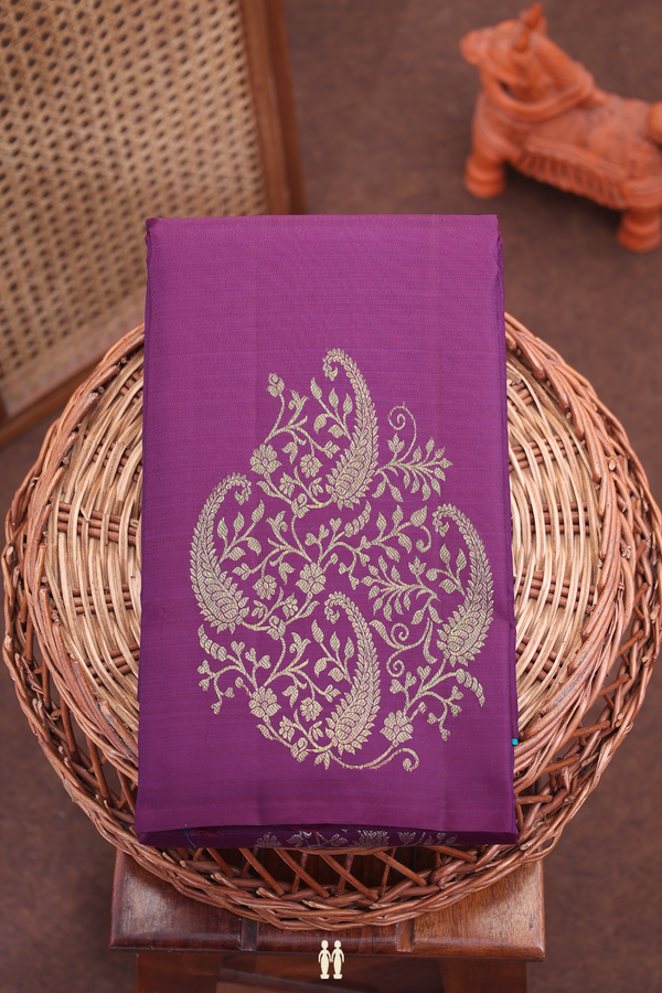 Kanchipuram Silk Saree In Grape Purple With Paisley Design