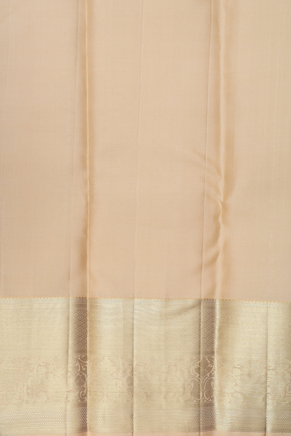 Kanchipuram Silk Saree In Red With Brocade Design