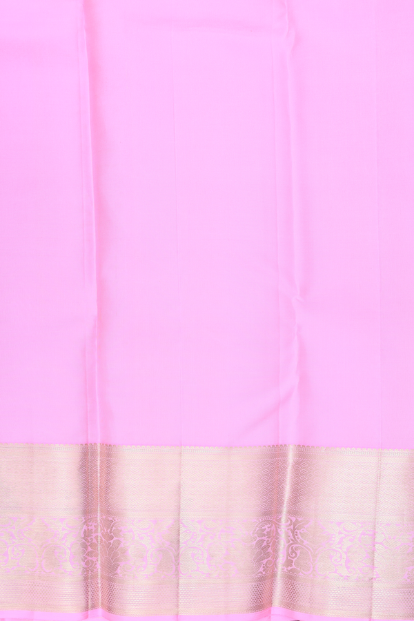Kanchipuram Silk Saree In Plum Purple With Brocade Design