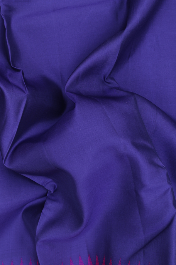 Kanchipuram Silk Saree In Royal Blue With Rettai Pettu Border