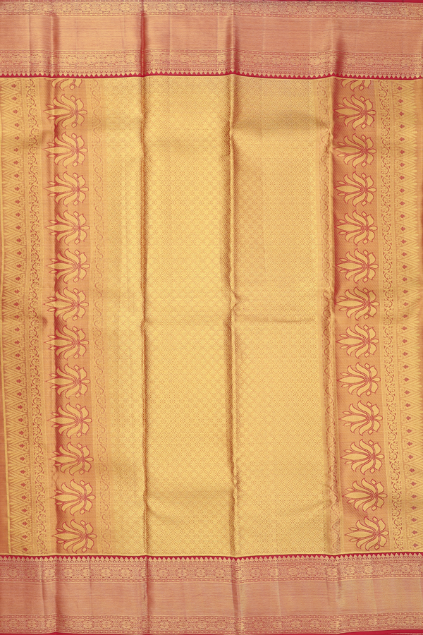 Kanchipuram Silk Saree In Gold Tissue With Traditional Border