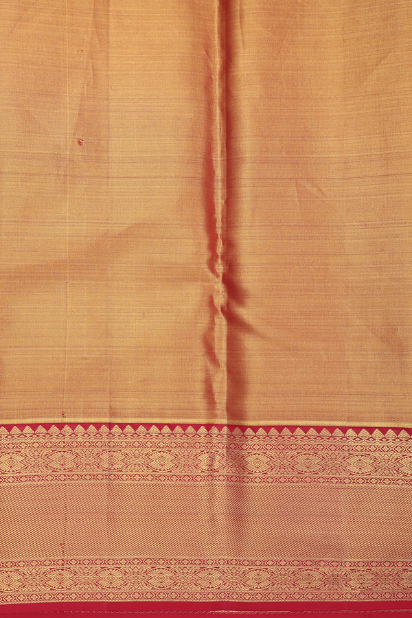 Kanchipuram Silk Saree In Gold Tissue With Traditional Border