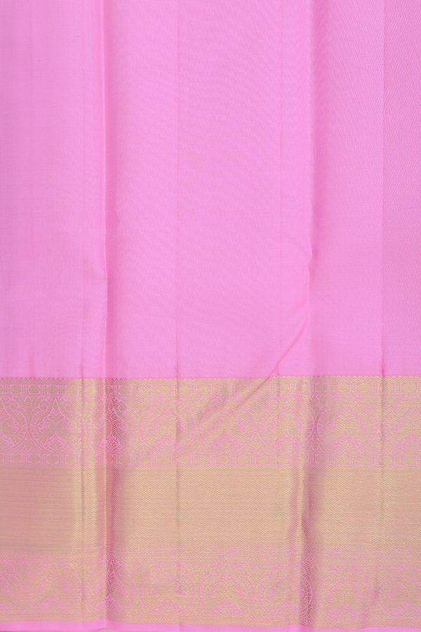 Kanchipuram Silk Saree In Green With Brocade Design