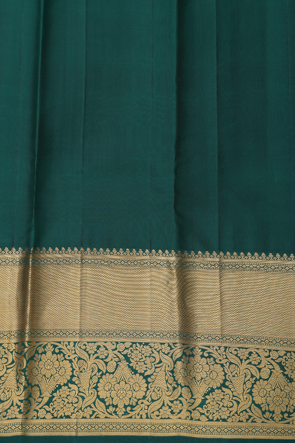 Kanchipuram Silk Saree In Yellow With Brocade Design