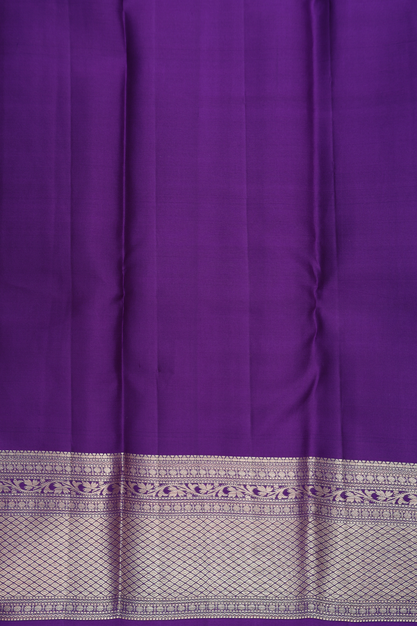 Kanchipuram Silk Saree In Purple With Brocade Design