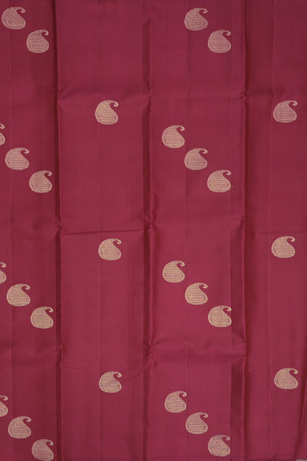 Kanchipuram Silk Saree In Red With Paisley Buttas