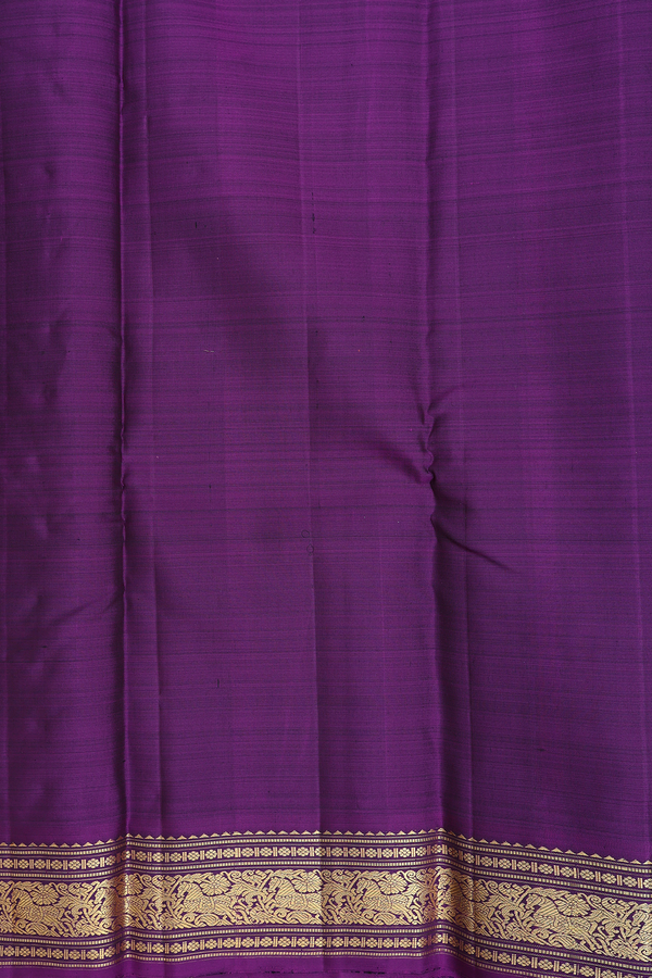 Kanchipuram Silk Saree In Greyish Green With Checks Design