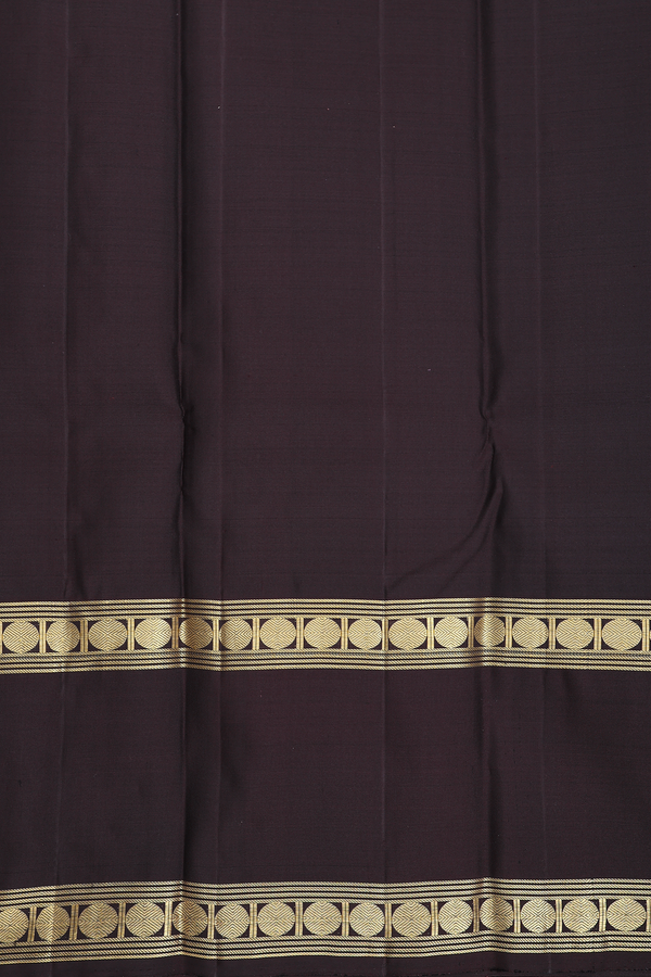 Kanchipuram Silk Saree In Rust Orange With Chakram Buttas