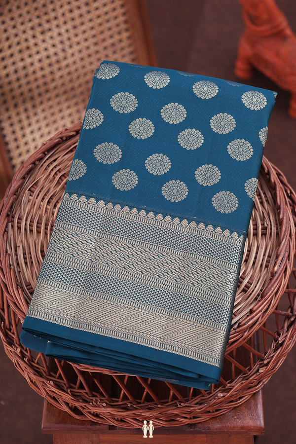 Kanchipuram Silk Saree In Pine Green With Floral Buttas