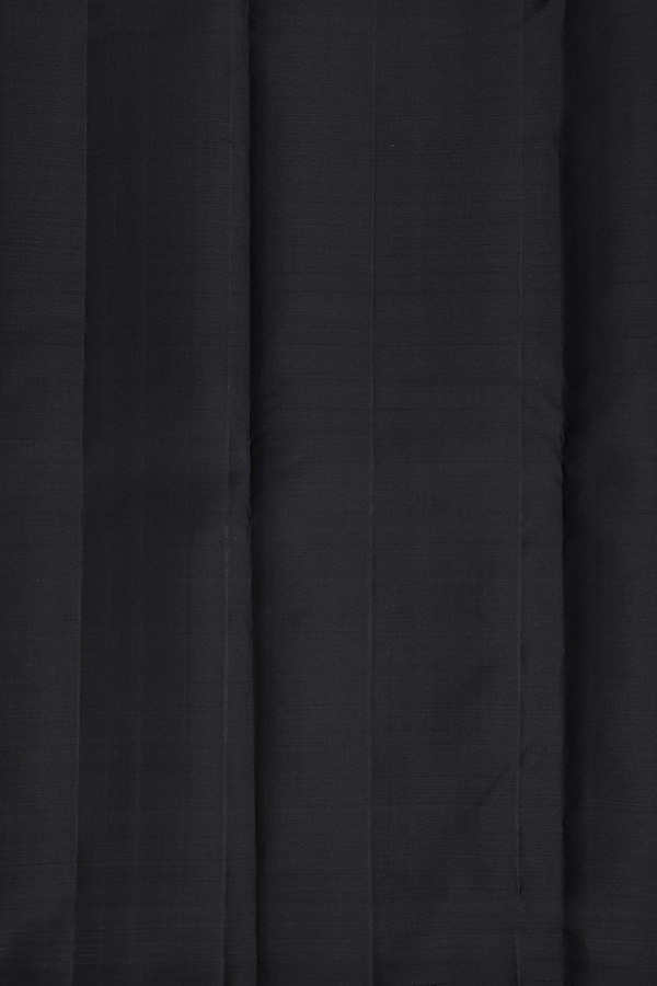 Kanchipuram Silk Saree In Black With Zari Motifs