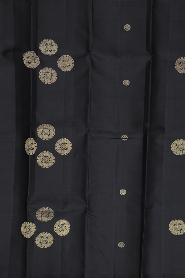 Kanchipuram Silk Saree In Black With Zari Motifs