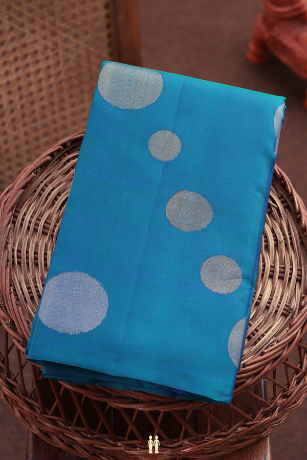 Kanchipuram Silk Saree In Cerulean Blue With Circle Buttas