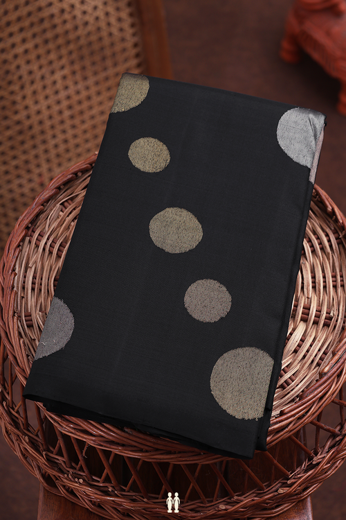 Kanchipuram Silk Saree In Black With Circle Motifs