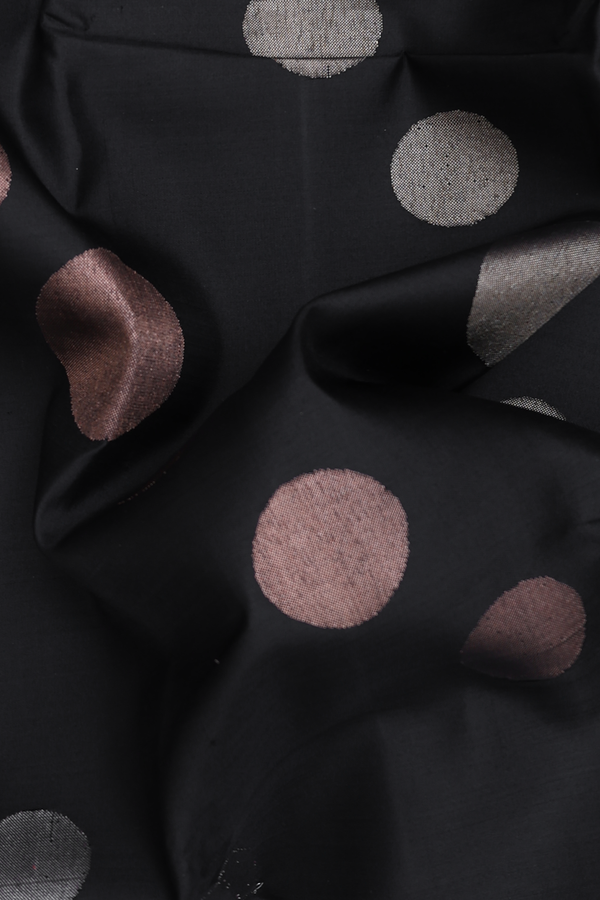 Kanchipuram Silk Saree In Black With Circle Motifs