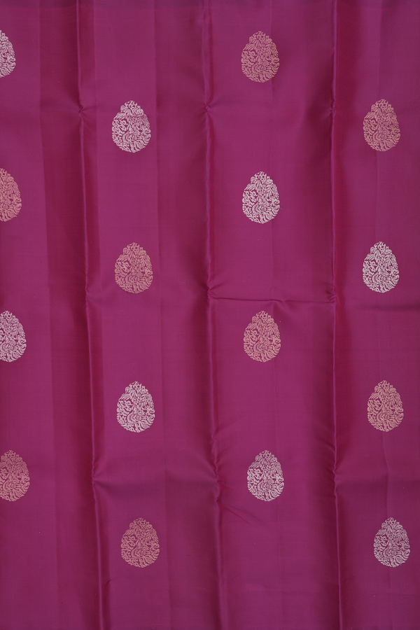 Kanchipuram Silk Saree In Berry Purple With Zari Motifs