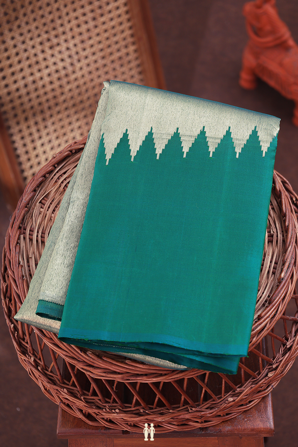 Kanchipuram Silk Saree In Green With Rising Border