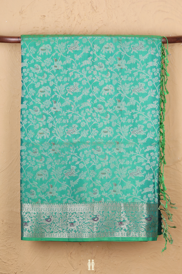 Soft Silk Saree In Green With Vanasingaram Design