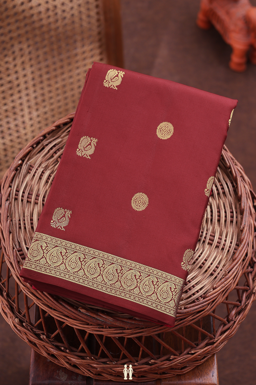 Kanchipuram Silk Saree Rust Red With Peacock Chakram Buttas