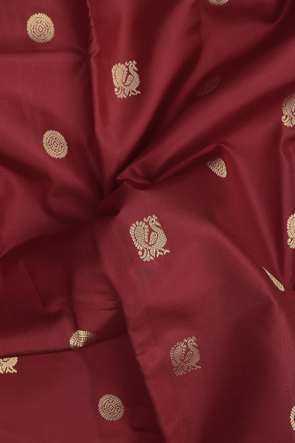Kanchipuram Silk Saree Rust Red With Peacock Chakram Buttas