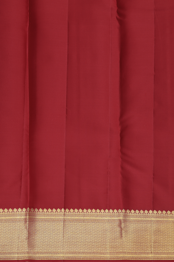 Kanchipuram Silk Saree In Crimson Red With Brocade Design