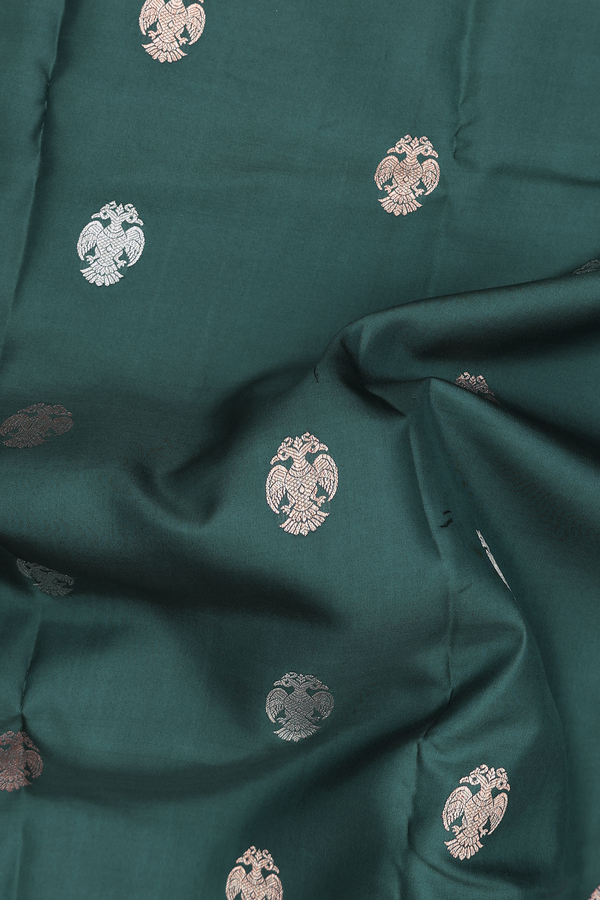 Kanchipuram Silk Saree In Green With Iruthalai Pakshi Buttas