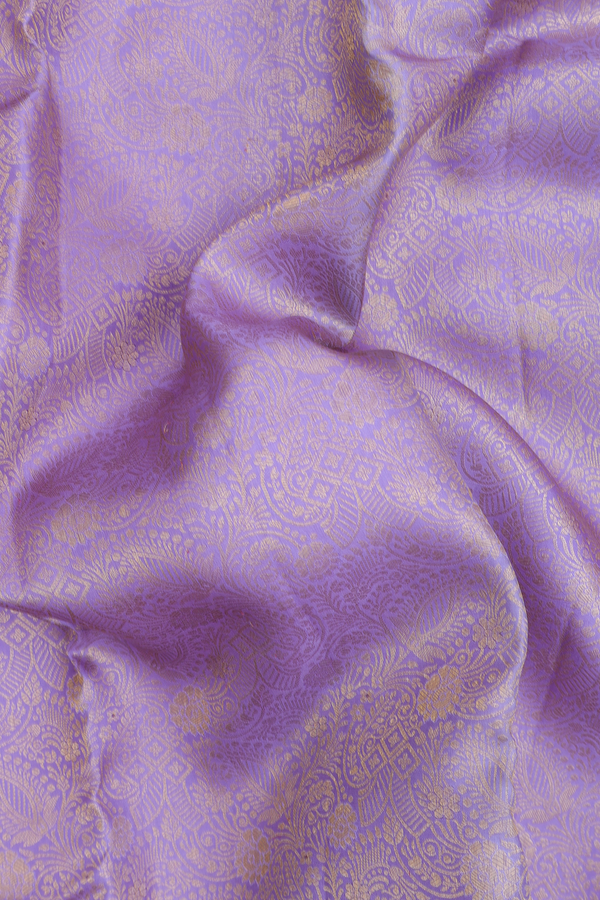 Kanchipuram Silk Saree In Pastel Purple With Floral Design