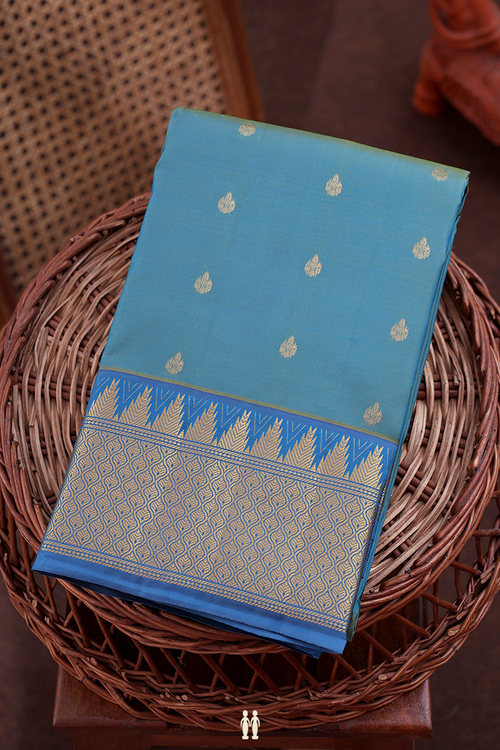 Kanchipuram Silk Saree In Dual Tone With Zari Buttas