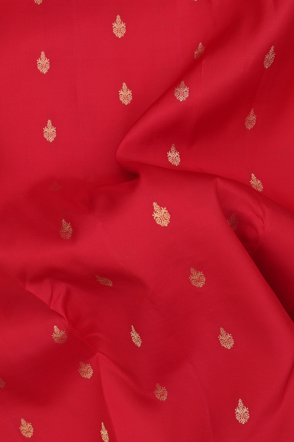 Kanchipuram Silk Saree In Chilli Red With Zari Buttas