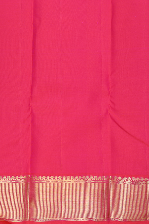 Kanchipuram Silk Saree In Purple With Checks Design