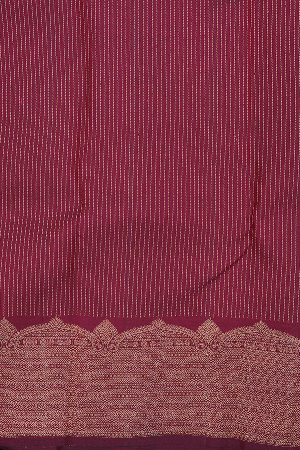 Kanchipuram Silk Saree In Royal Blue With Floral Buttas