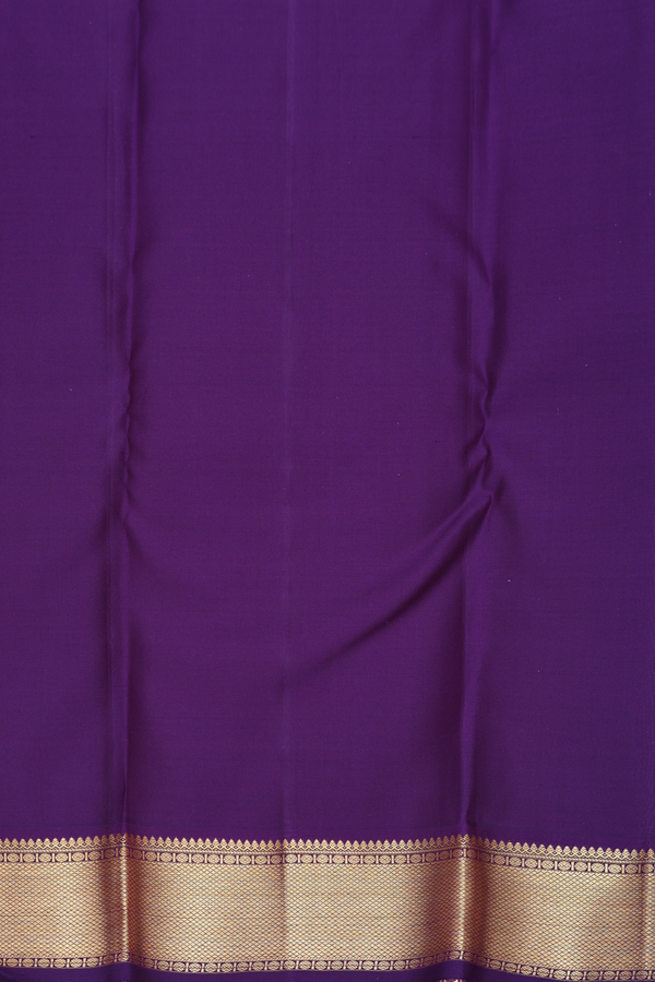 Kanchipuram Silk Saree In Burgundy With Jacquard Pattern