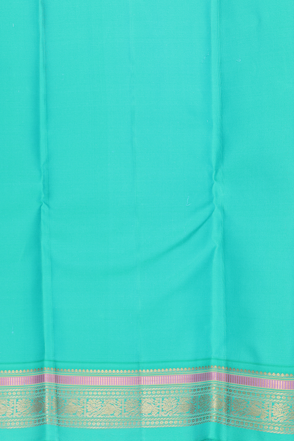 Kanchipuram Silk Saree In Berry Purple With Zari Buttas